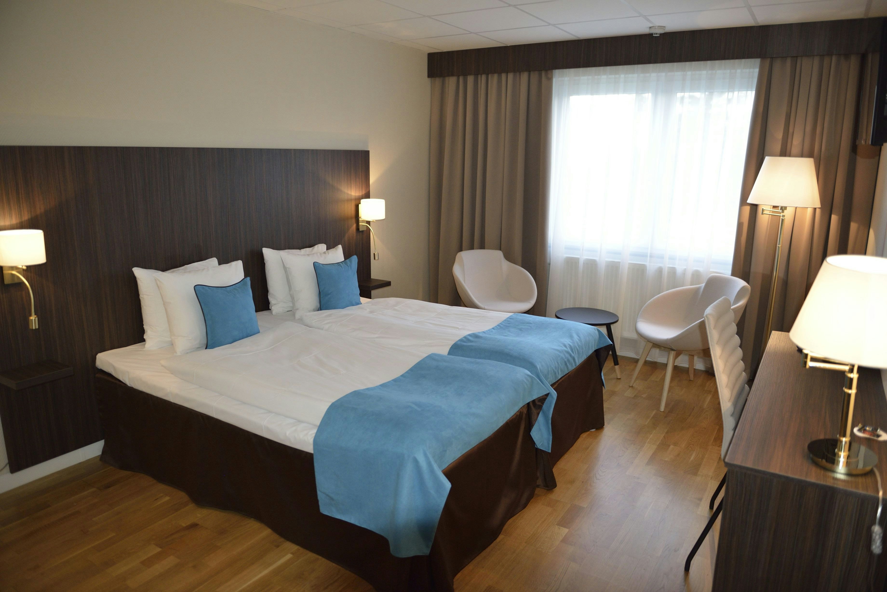 Hotell Nova 12/24