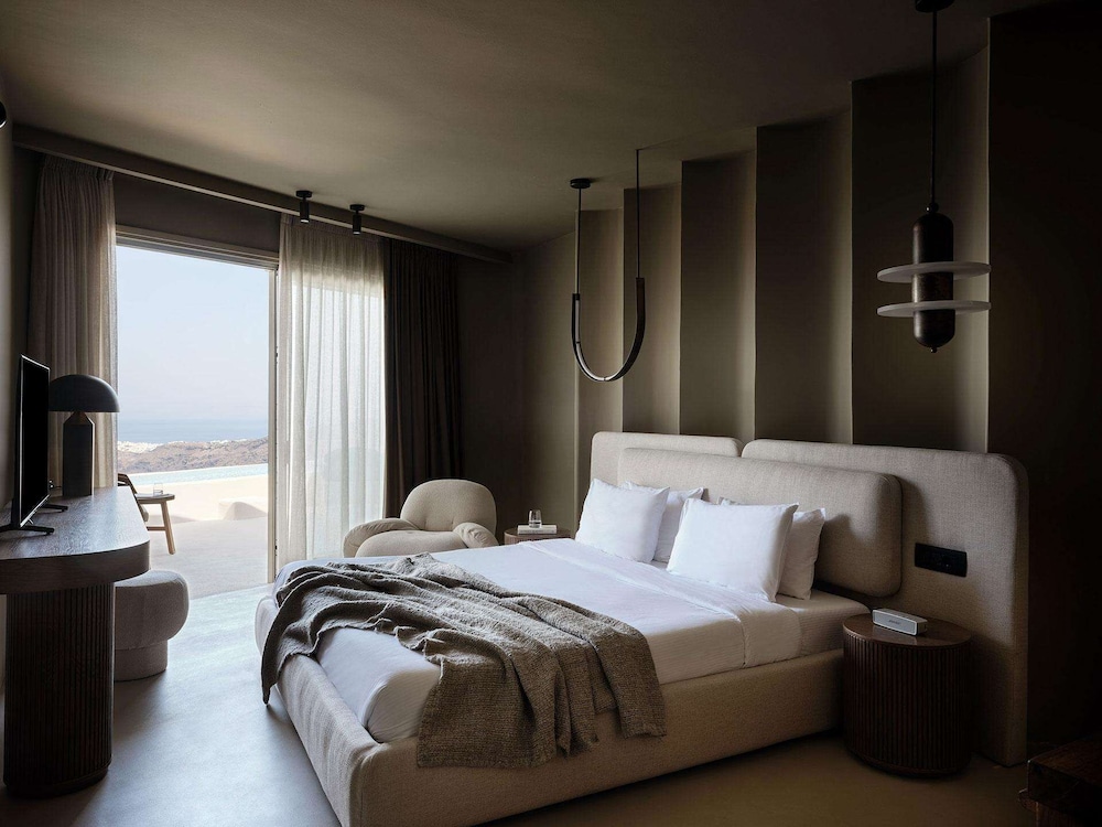 Allure, Wet, Suite, Private Infinity Pool