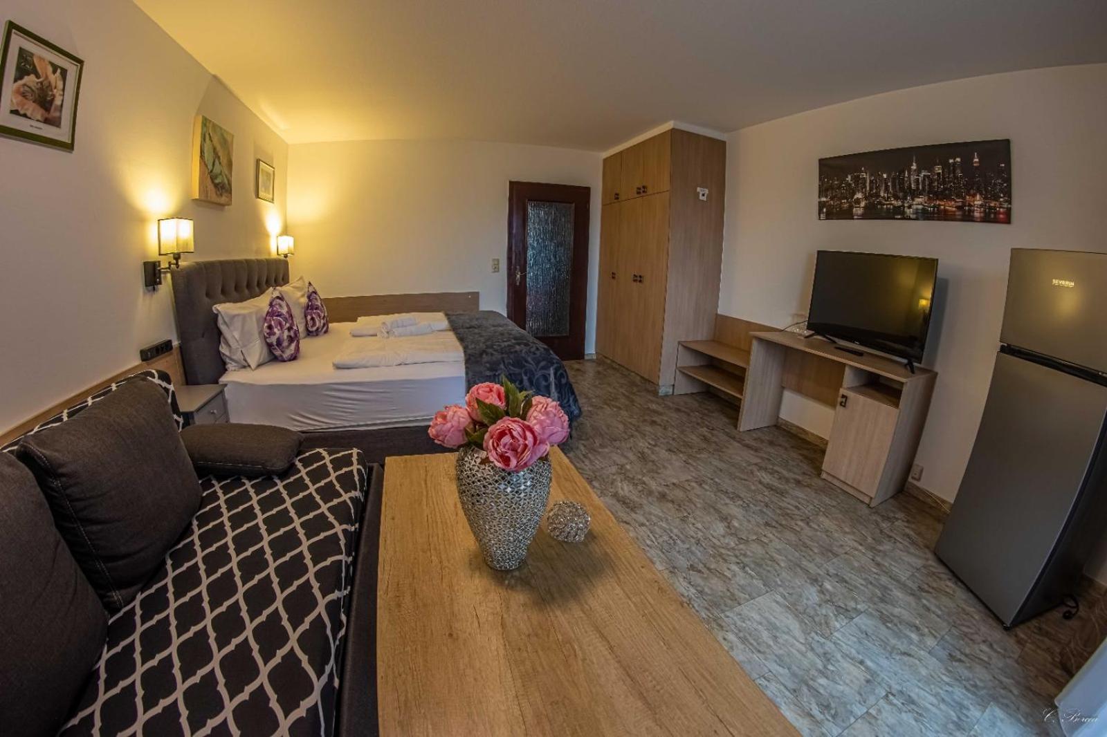 Apparthotel Alte Innbrucke-24Std-Self-Check In 35/50