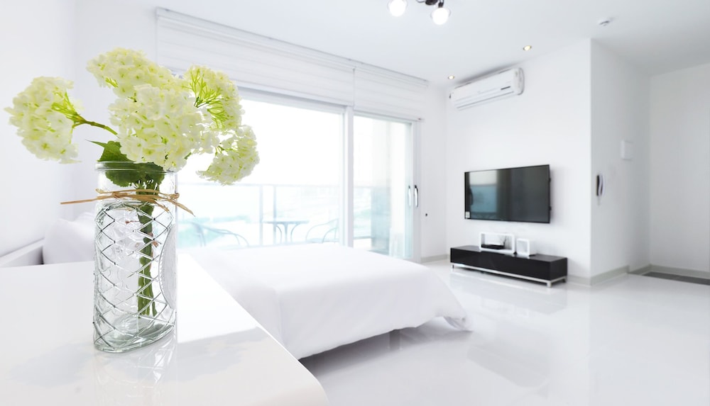 Buan Glories Pension 13/41