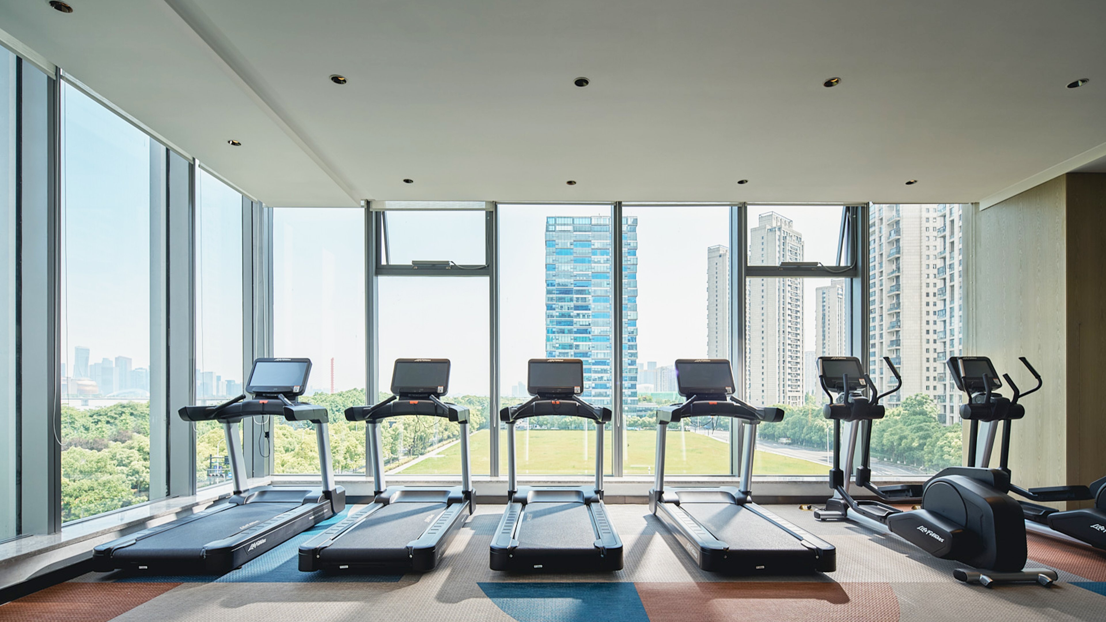 Crowne Plaza Hangzhou Riverside by IHG 23/50