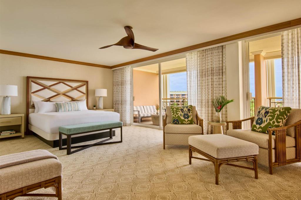 Family, Napua, Suite, King Bed, Den
