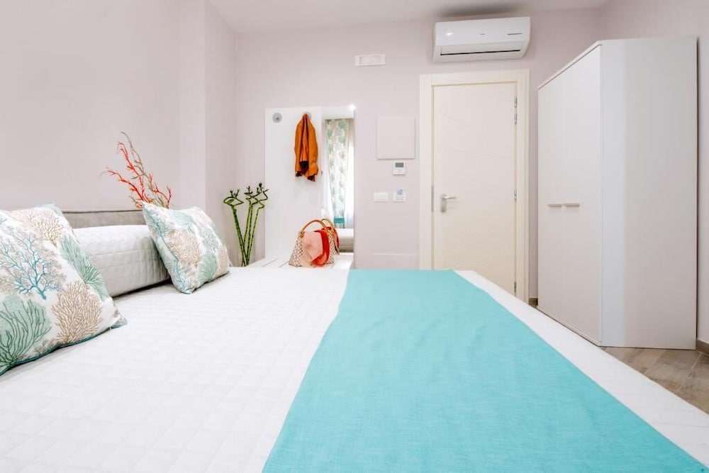Cioffi Sorrento Rooms 27/50