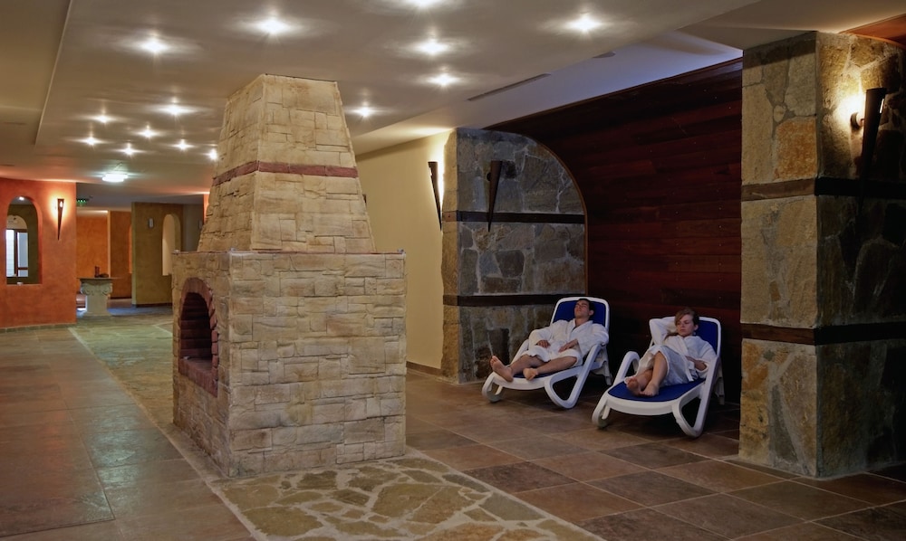 Sol Nessebar Palace All Inclusive 24/73