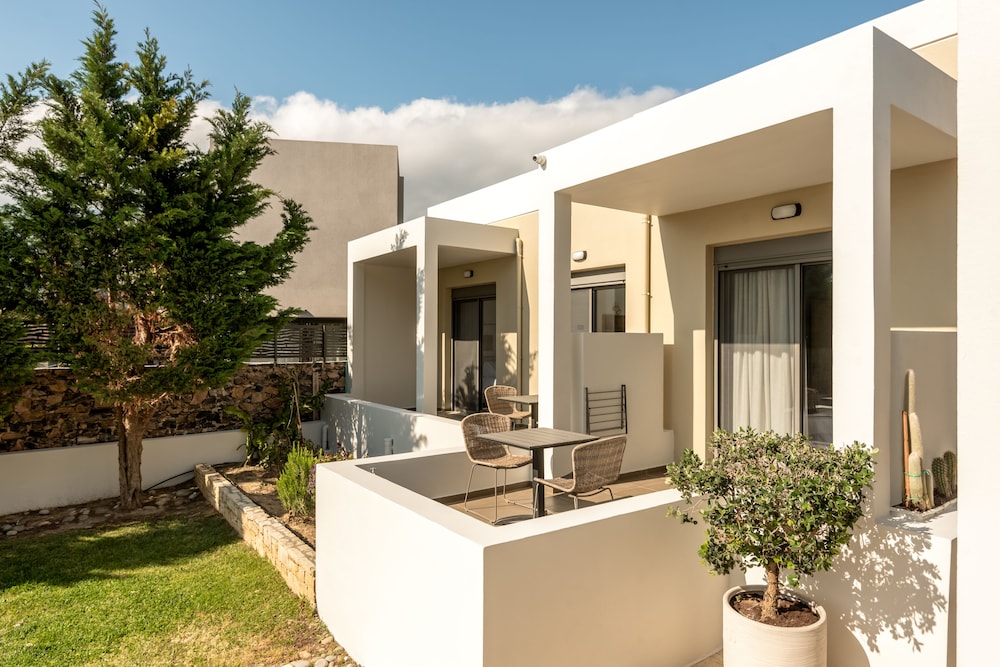 Plakias Suites 8/66
