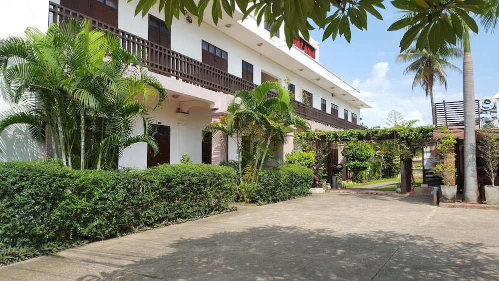 Luang Prabang Inn 8/71
