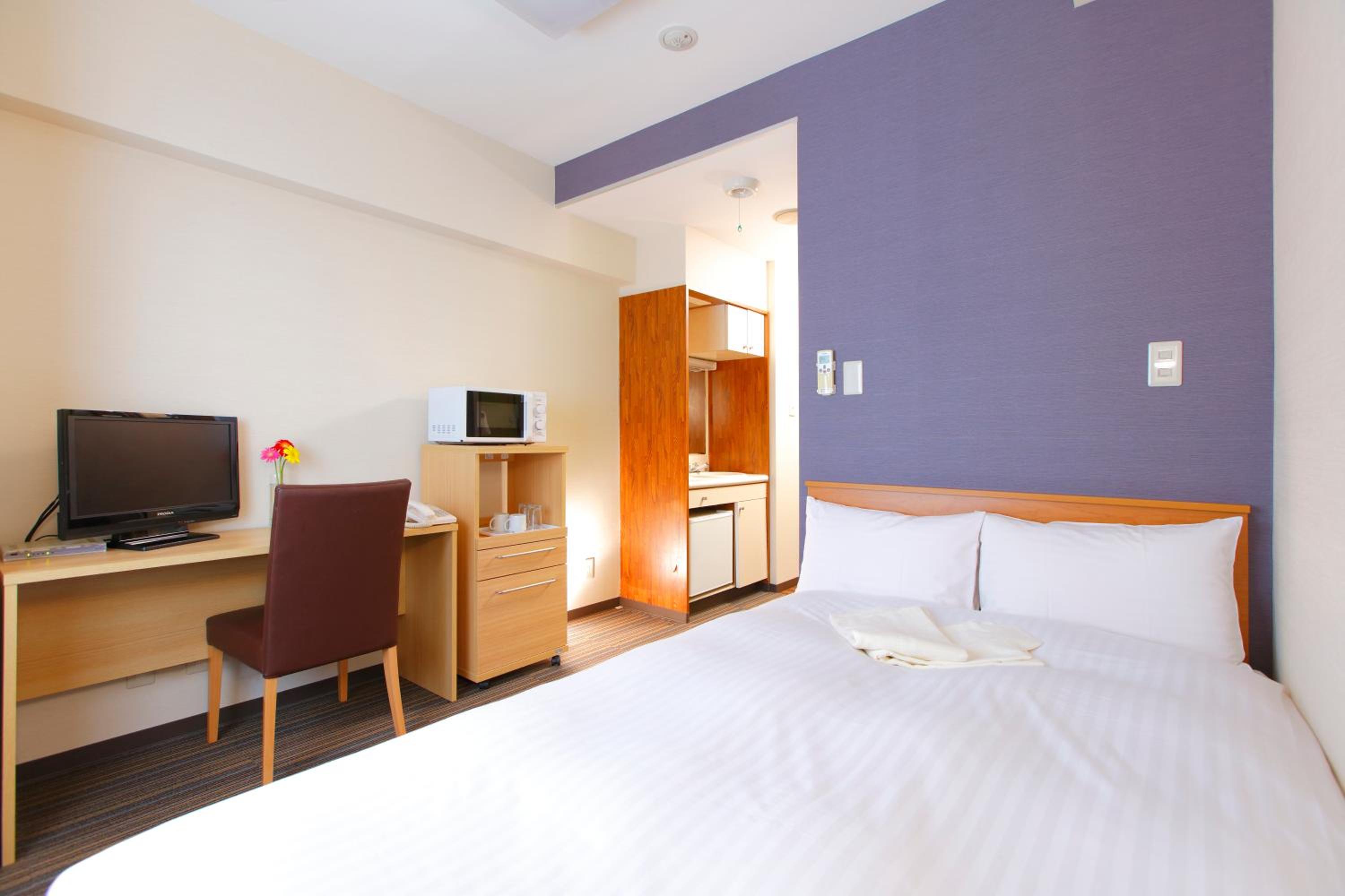 Semi Room, Superior, Semi Double Bed, Smoking