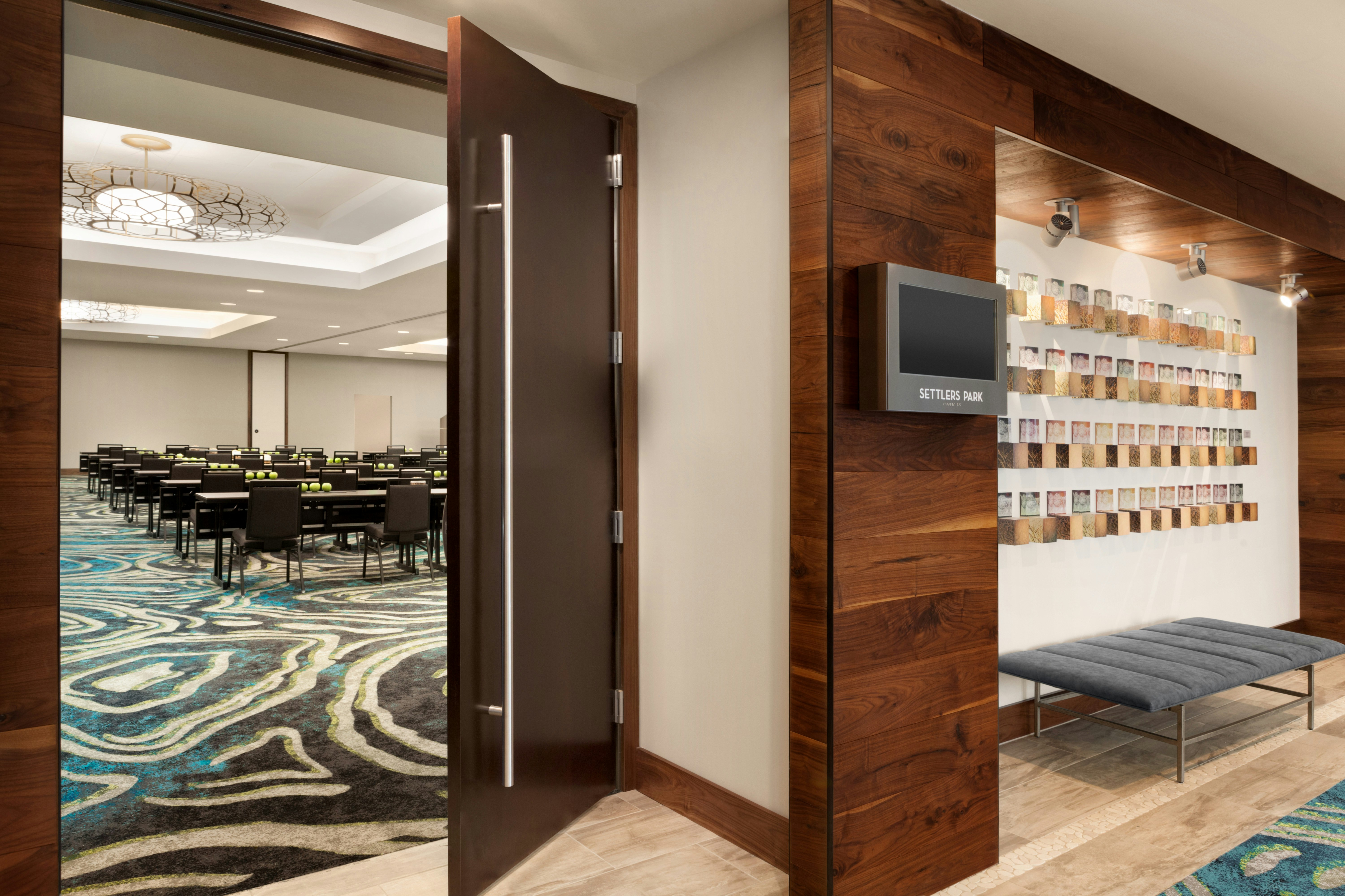 Embassy Suites By Hilton Boulder 24/51