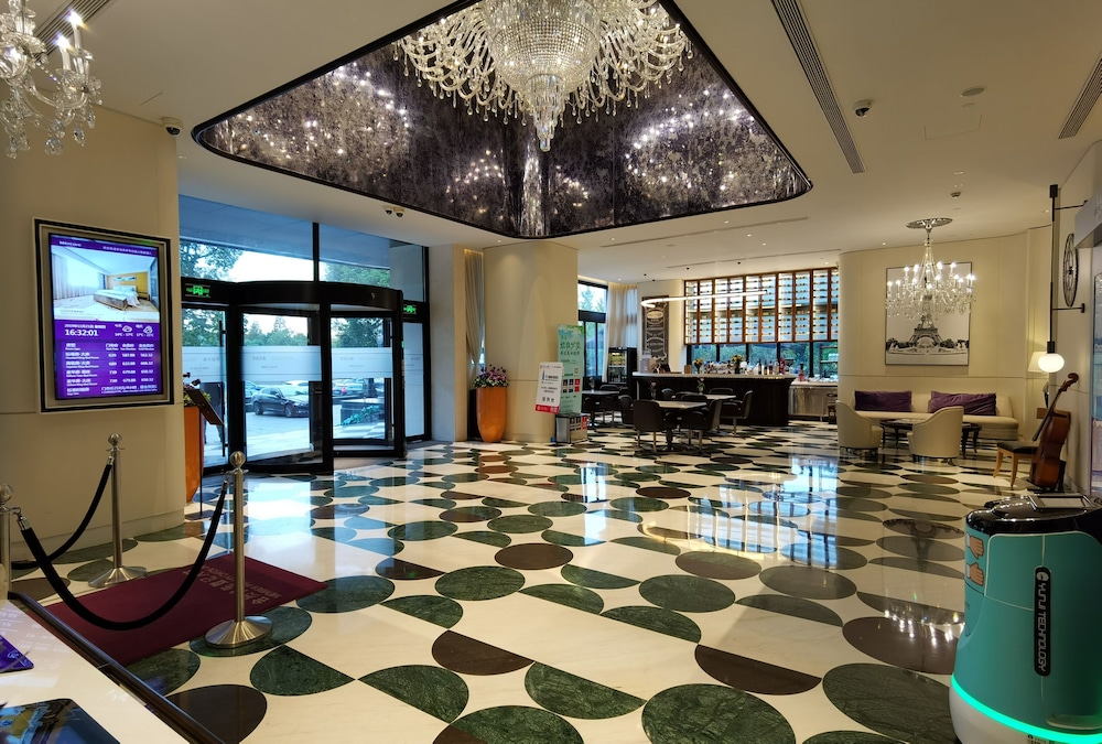 Mercure Shanghai Hongqiao Central 6/41
