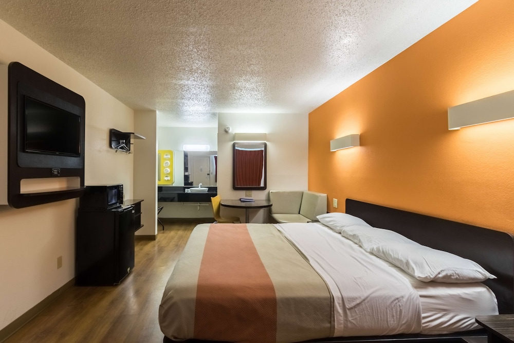 Motel6 Crawfordsville, IN 14/51