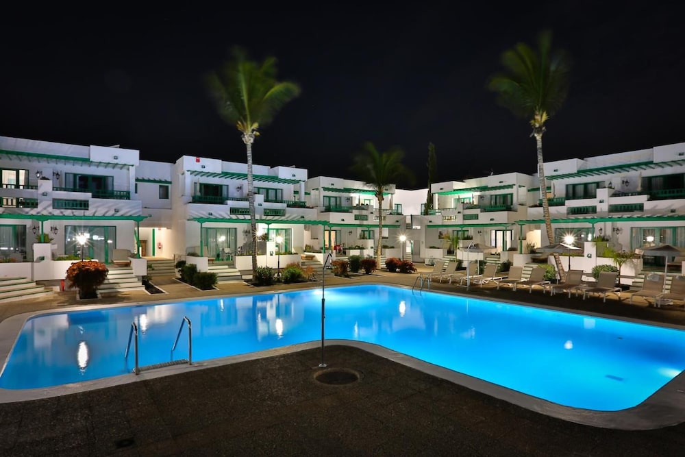 Nazaret Apartments 64/67