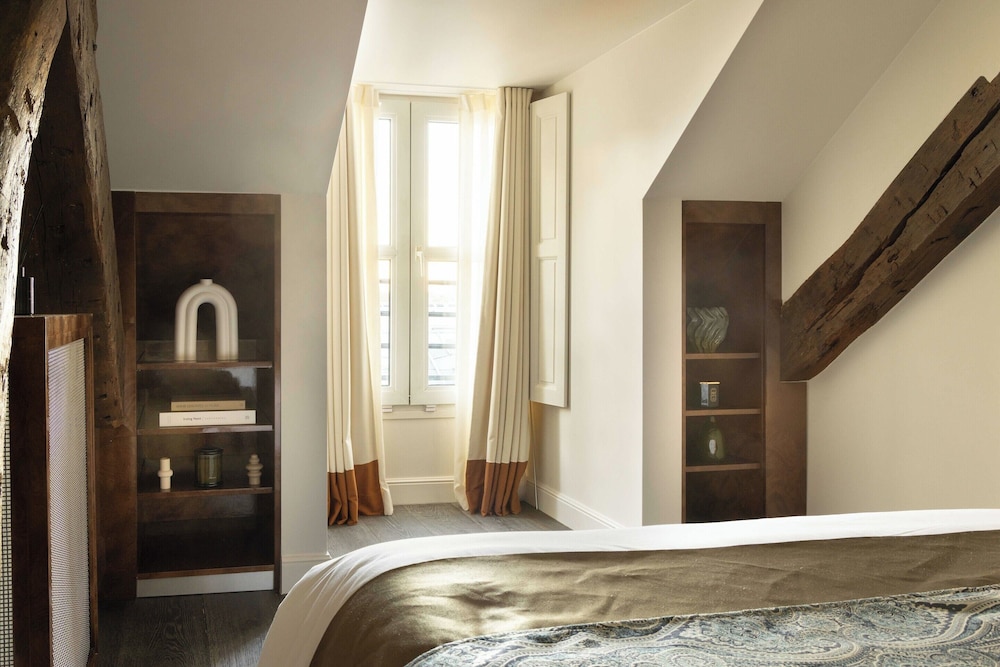 Hôtel du Palais Bourbon 26/50