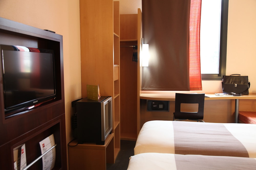 Ibis Styles Dakar 23/67