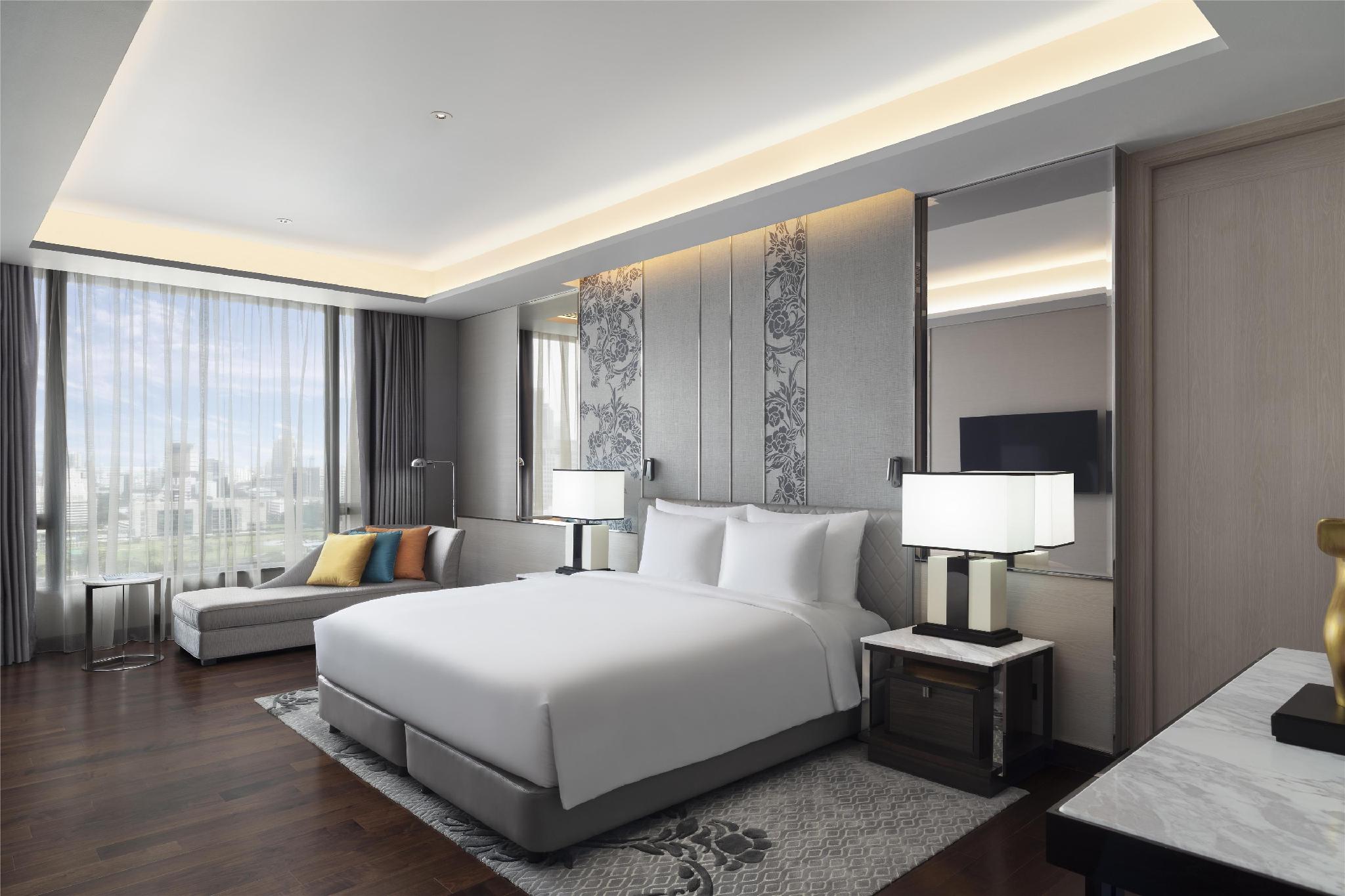 3 Bedrooms, Royal, Sindhorn, Suite, Balcony, Lounge Access