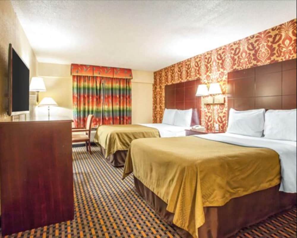 Days Inn by Wyndham Jersey City / NYC Area 12/41