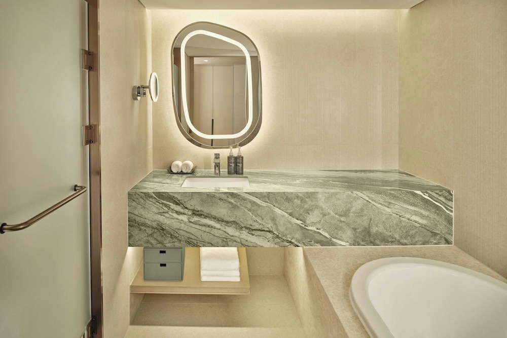 The Westin Seoul Parnas 49/50