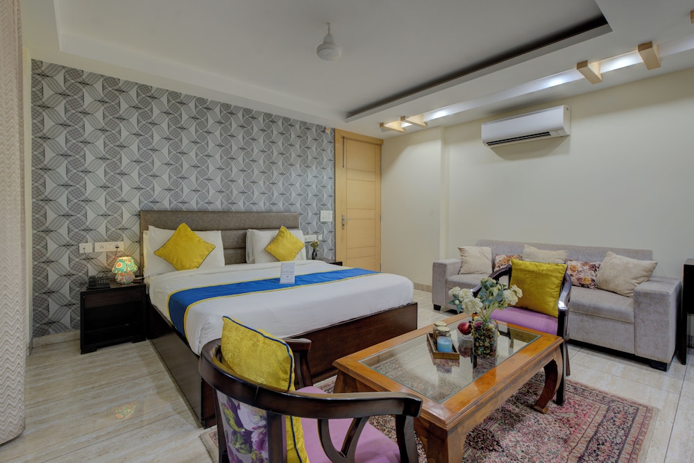 BlueNeck Sec 47 Near Medanta - The Medicity Gurugram 17/43