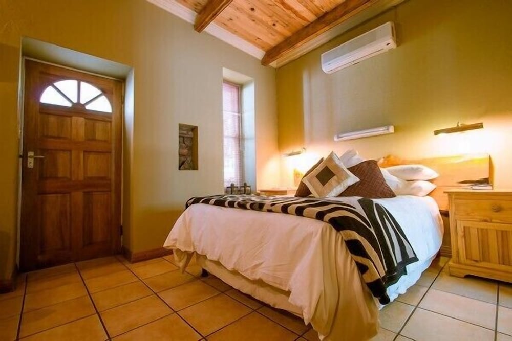 The Barracks Colesberg 8/23