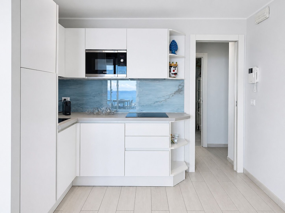 Isola Bella Infinity Suites 4/50