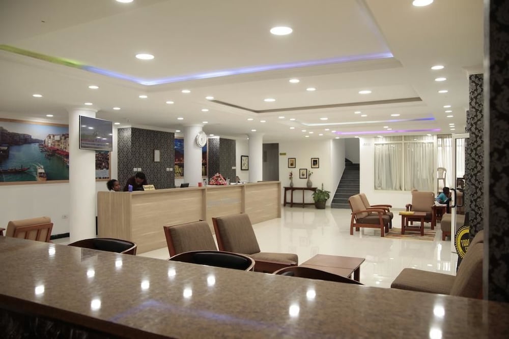 Venetian Hotel 7/50