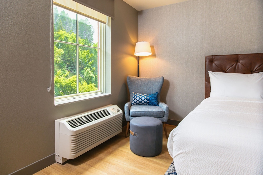 Four Points by Sheraton Deadwood 5/50