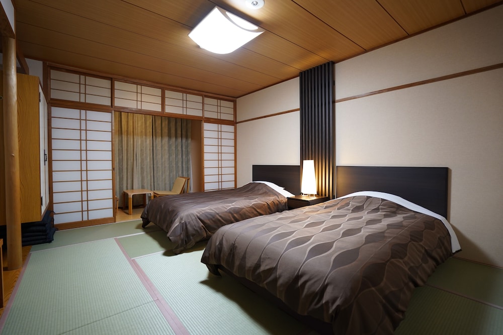 Room, Twin Beds