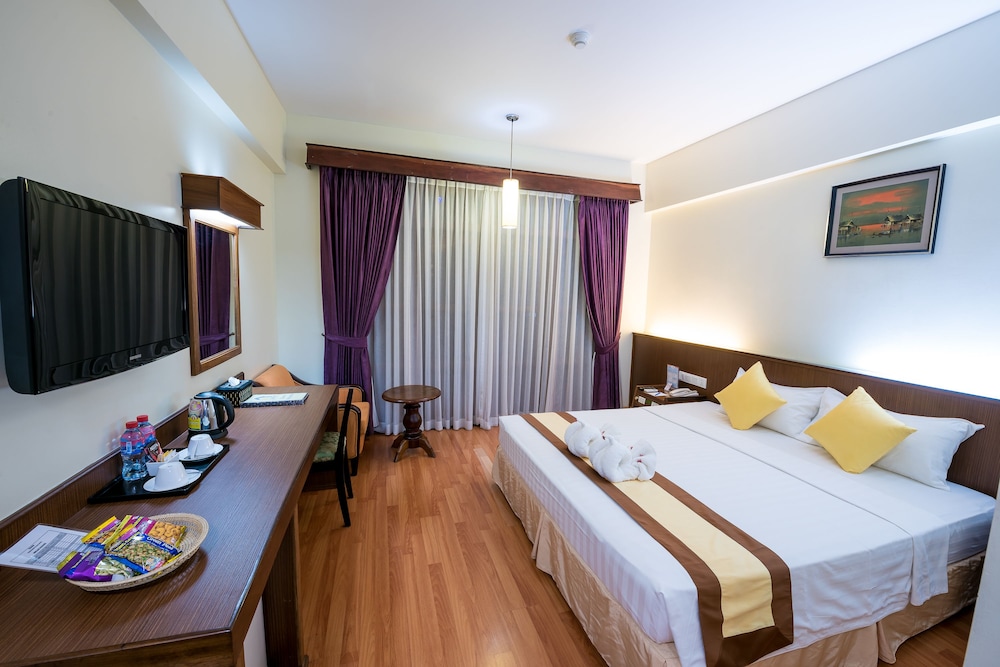 Ohana Phnom Penh Palace Hotel 19/56