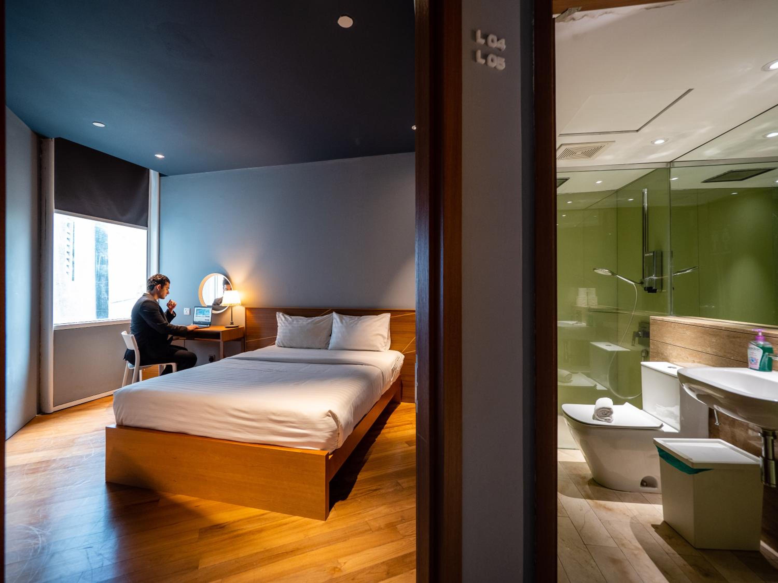 Pod, Suite, Queen Bed