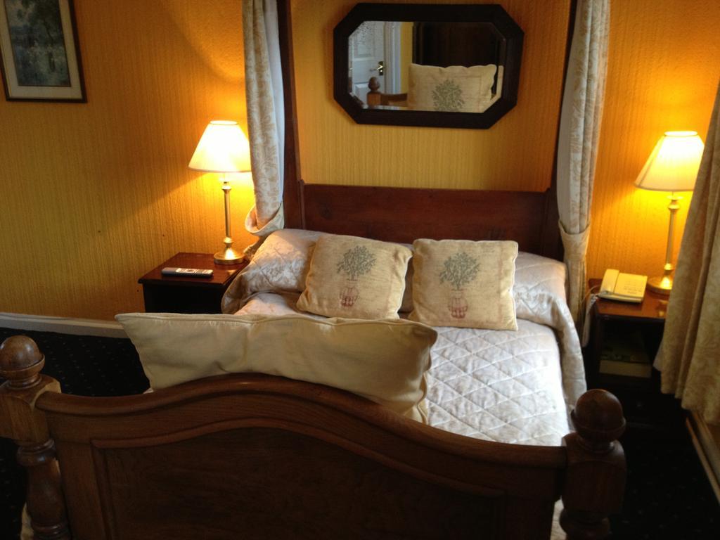 Ty Newydd Country Hotel 9/29