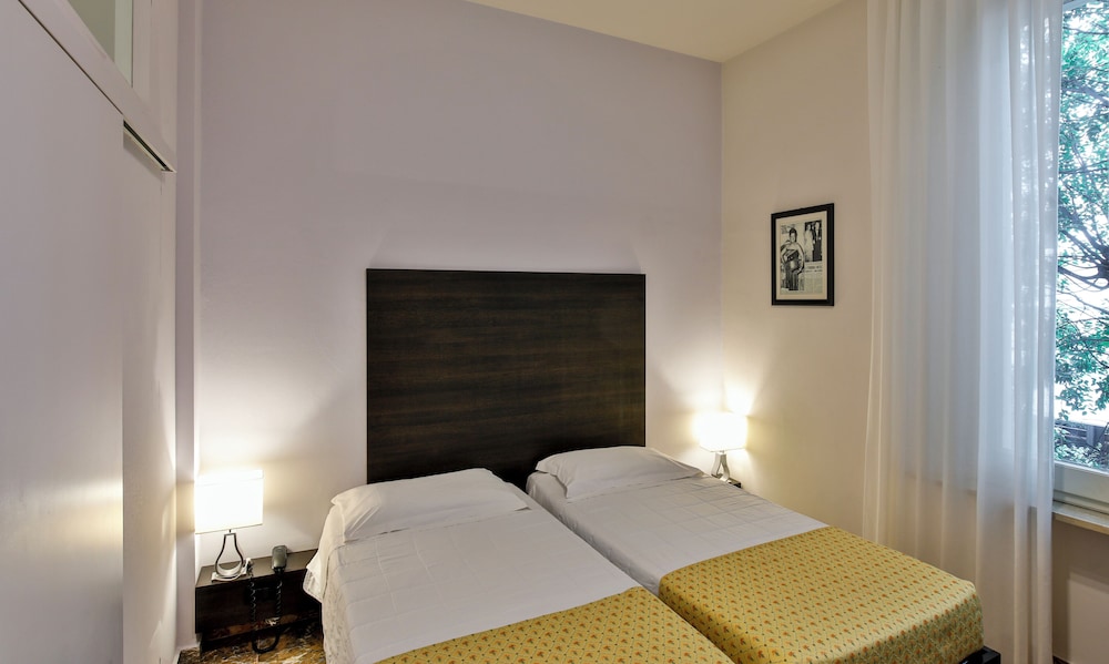 STANDARD, TWIN BEDS