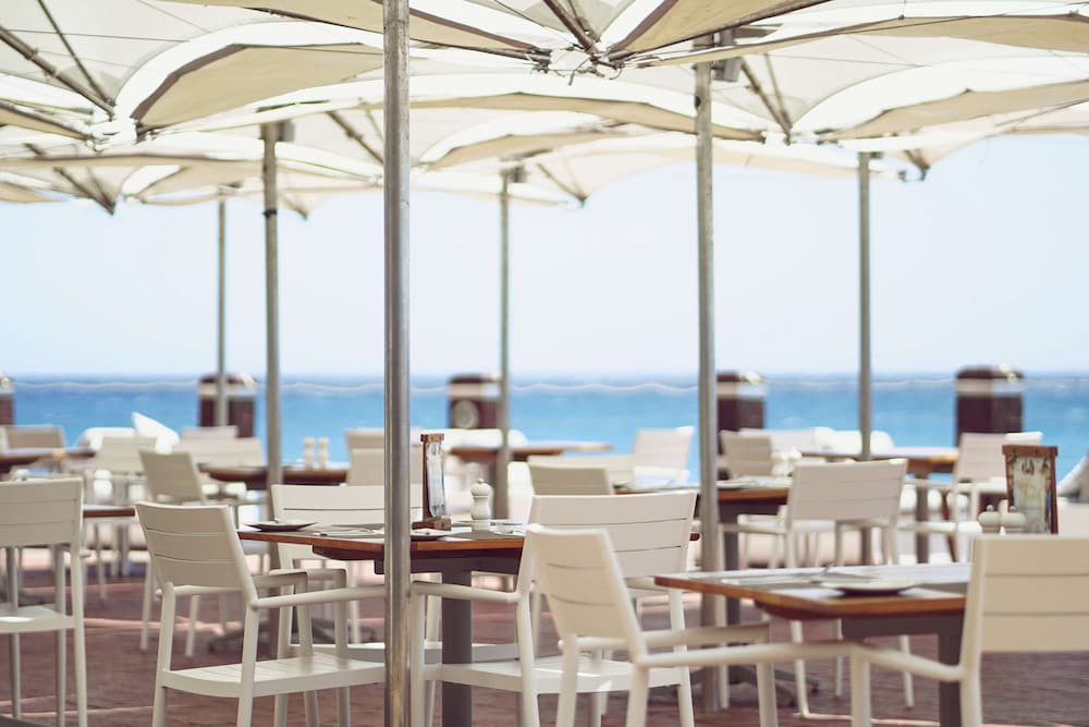Radisson Collection Hotel, Waterfront Cape Town 33/44