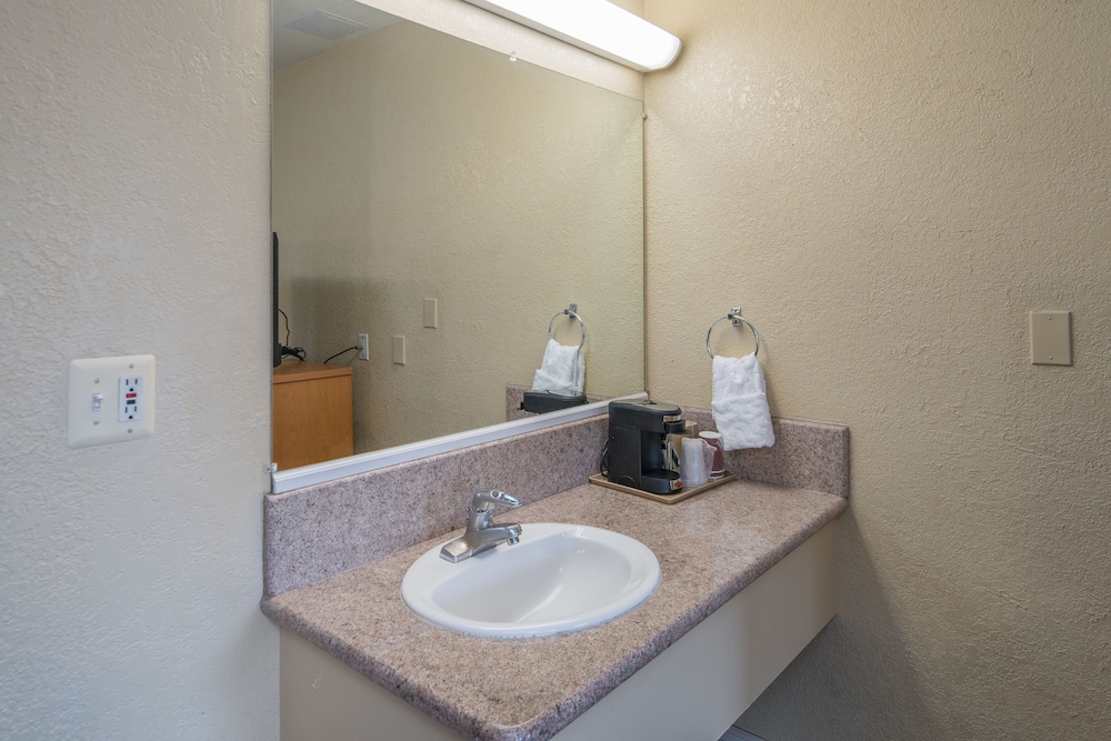 Rose Garden Inn - San Jose Airport 17/51