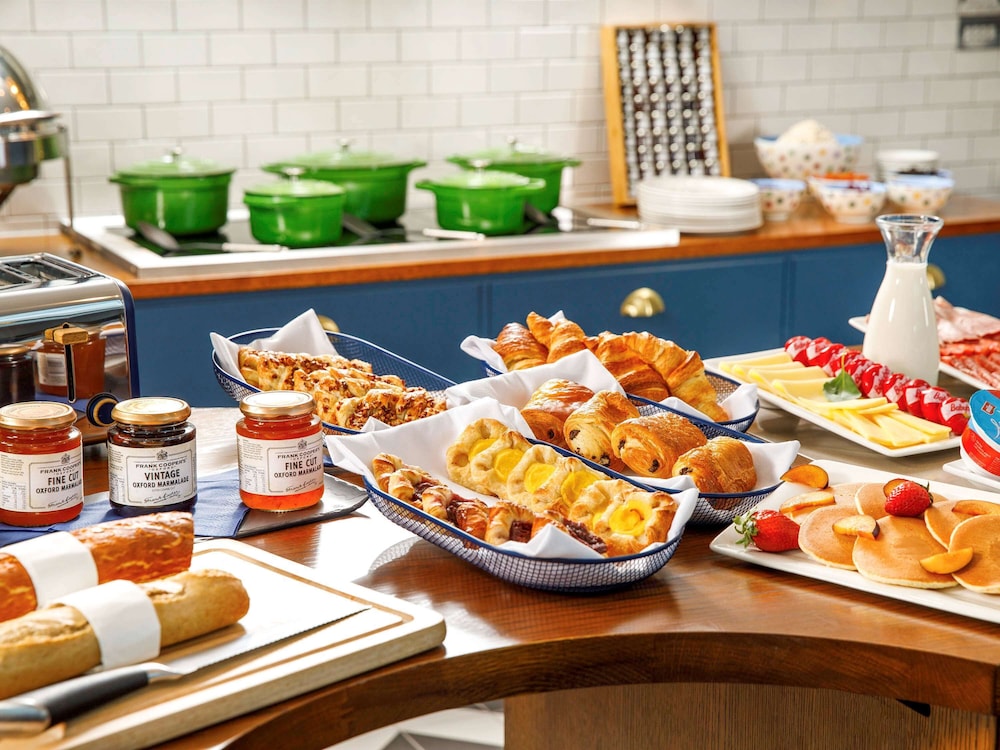 Mercure Oxford Hawkwell House Hotel 37/63