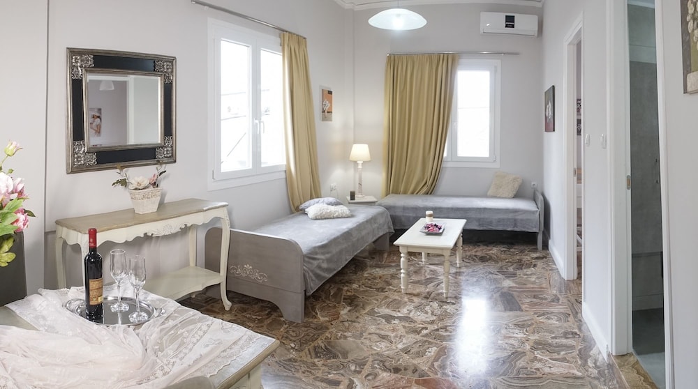 Heraklion Old Port Apartments 27/48