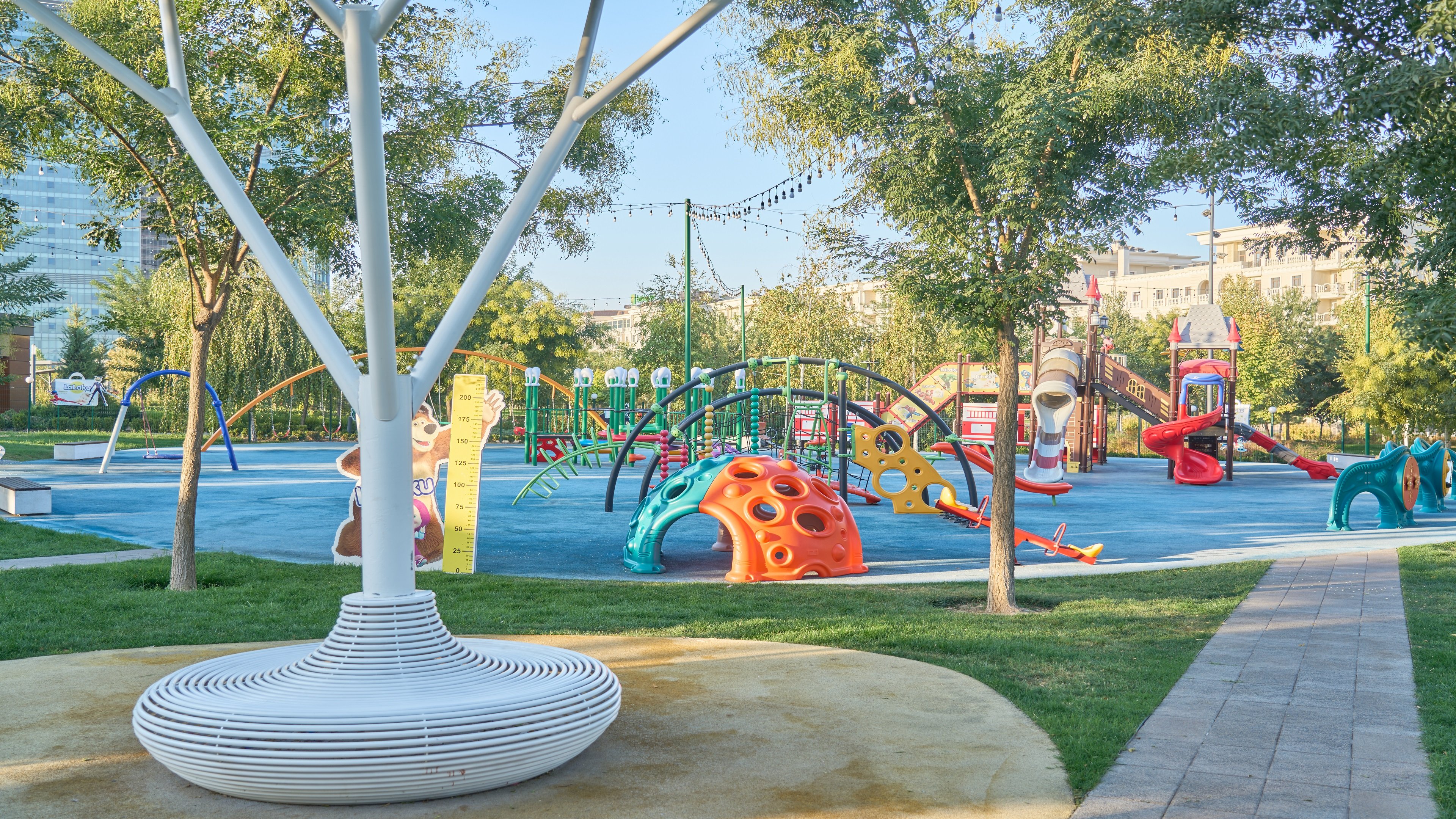 Holiday Inn Tashkent City 43/50