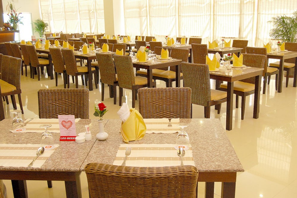 Grand Southern Hotel (SHA Certified) 19/21