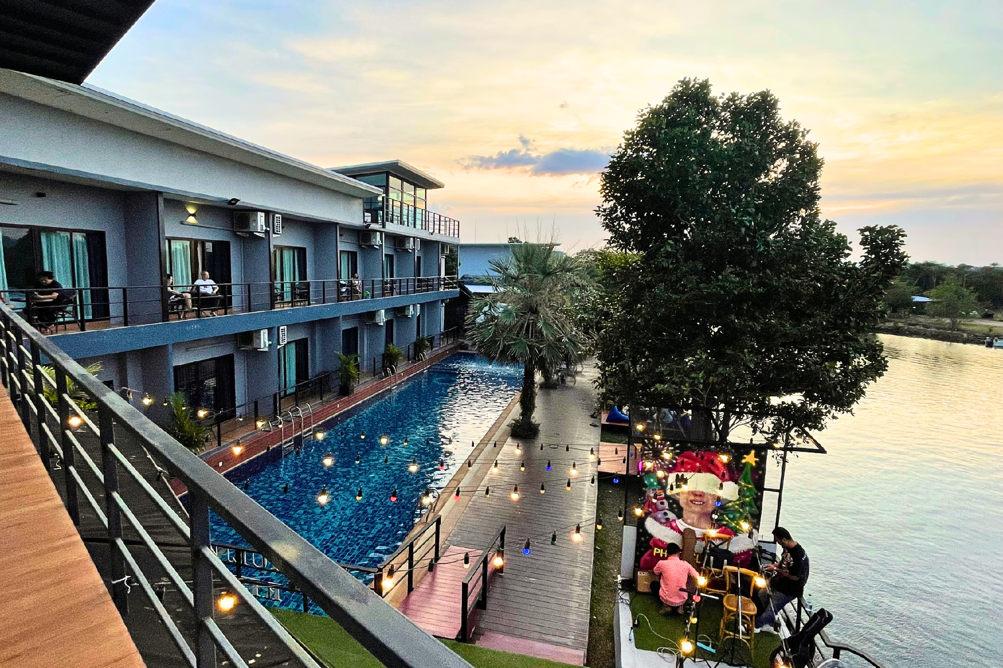 Phuengluang Riverside Hotel Chanthaburi 7/38