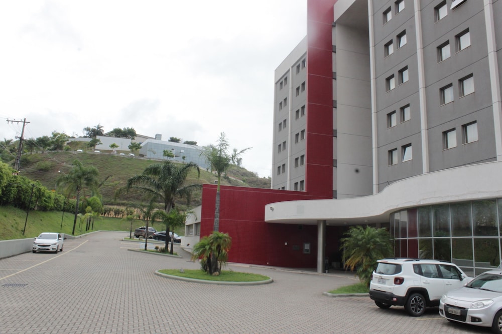 Ibis Betim 44/50