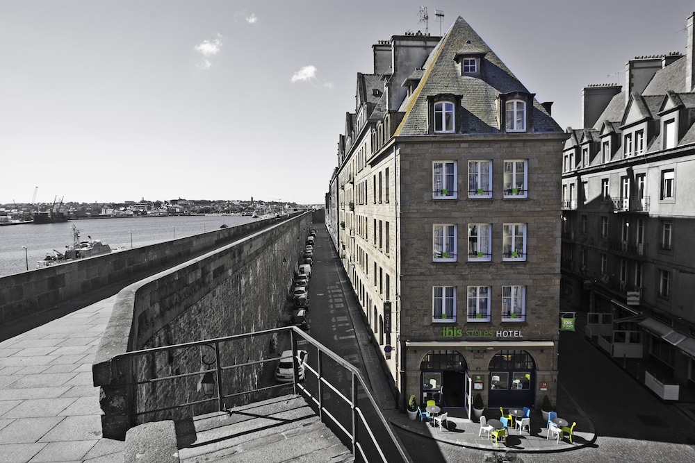 Ibis Styles Saint Malo Centre Historique 66/75