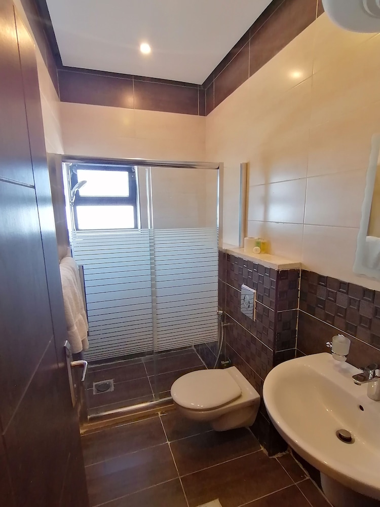 Alqimah Serviced Apartments Hotel 48/50