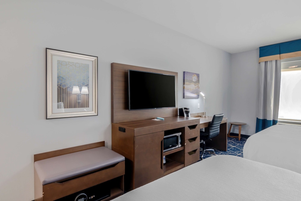 Best Western Plus St Louis Airport Hotelbest Western Plus St Louis Airport Hotel 16/36