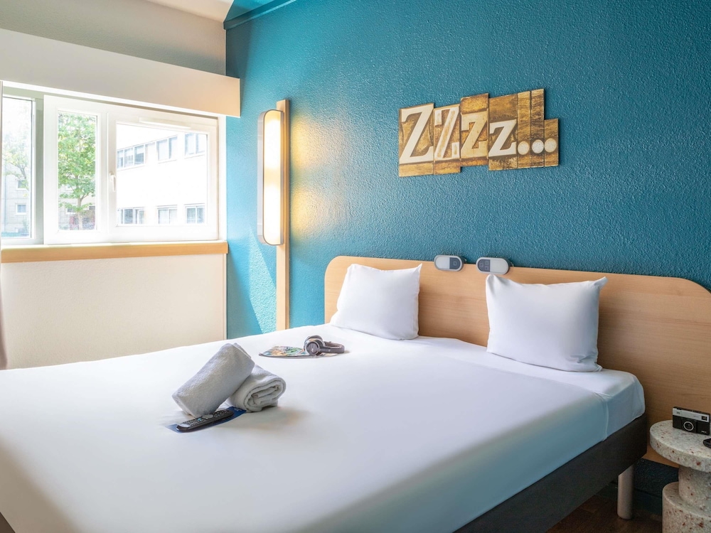 IBIS BUDGET PARIS PORTE DE PANTIN 26/64
