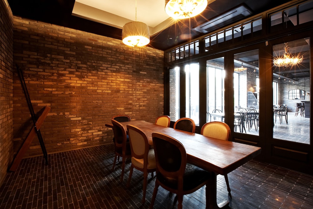 Lee Design Hotel 47/74