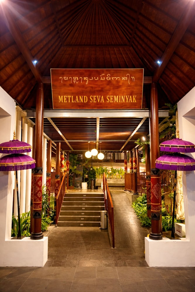 Horison Seminyak 9/77