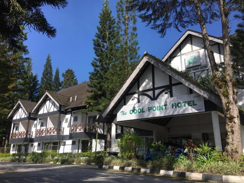 The Cool Point Hotel 1/26
