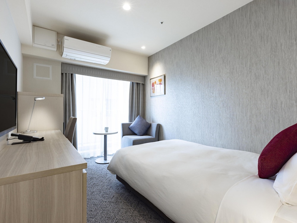 Moderate, Single Bed