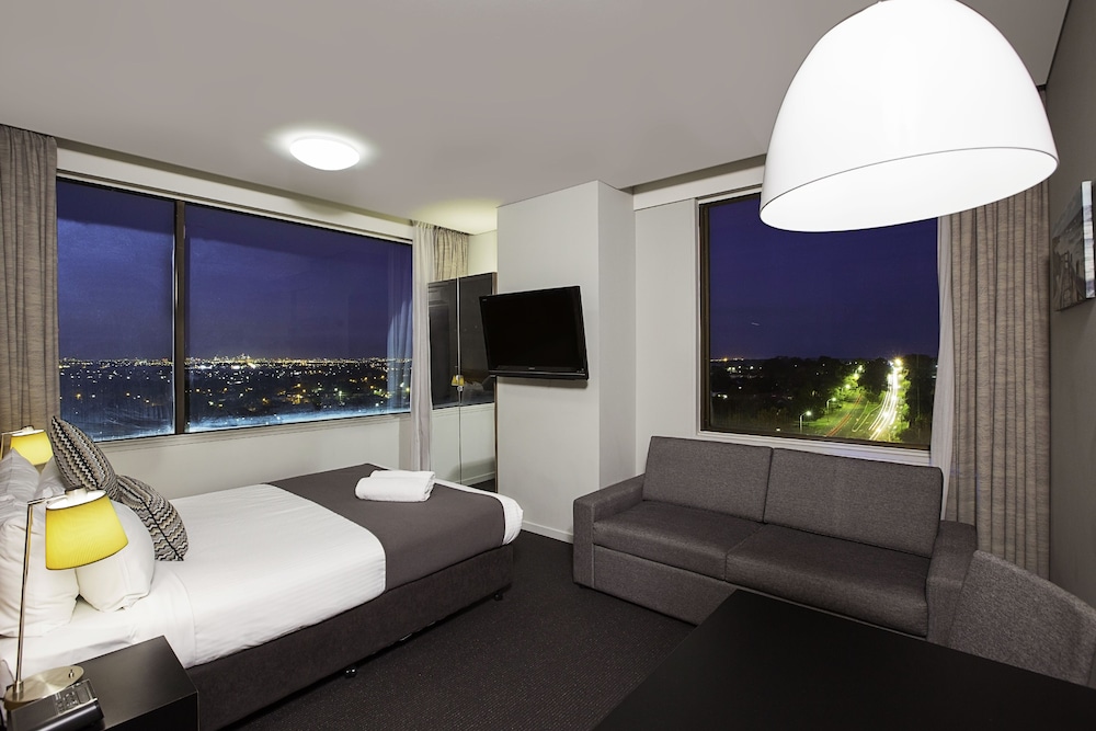 METRO HOTEL MIRANDA 21/33