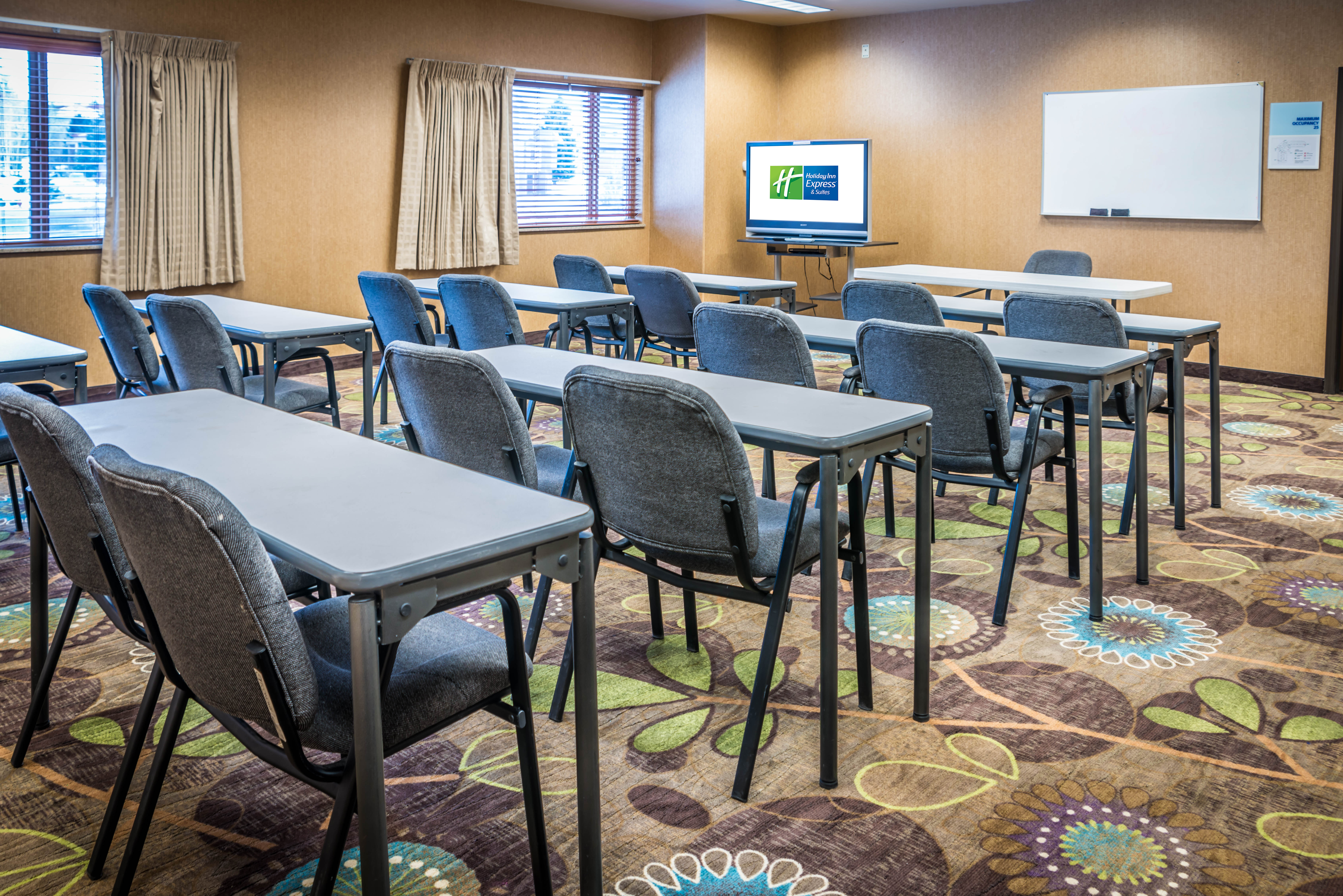 Holiday Inn Express Hotel And Suites Gunnison 67/73