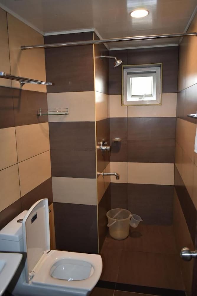 Hotel South Regency 30/34