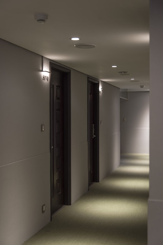 Sparrow Hotel 25/37